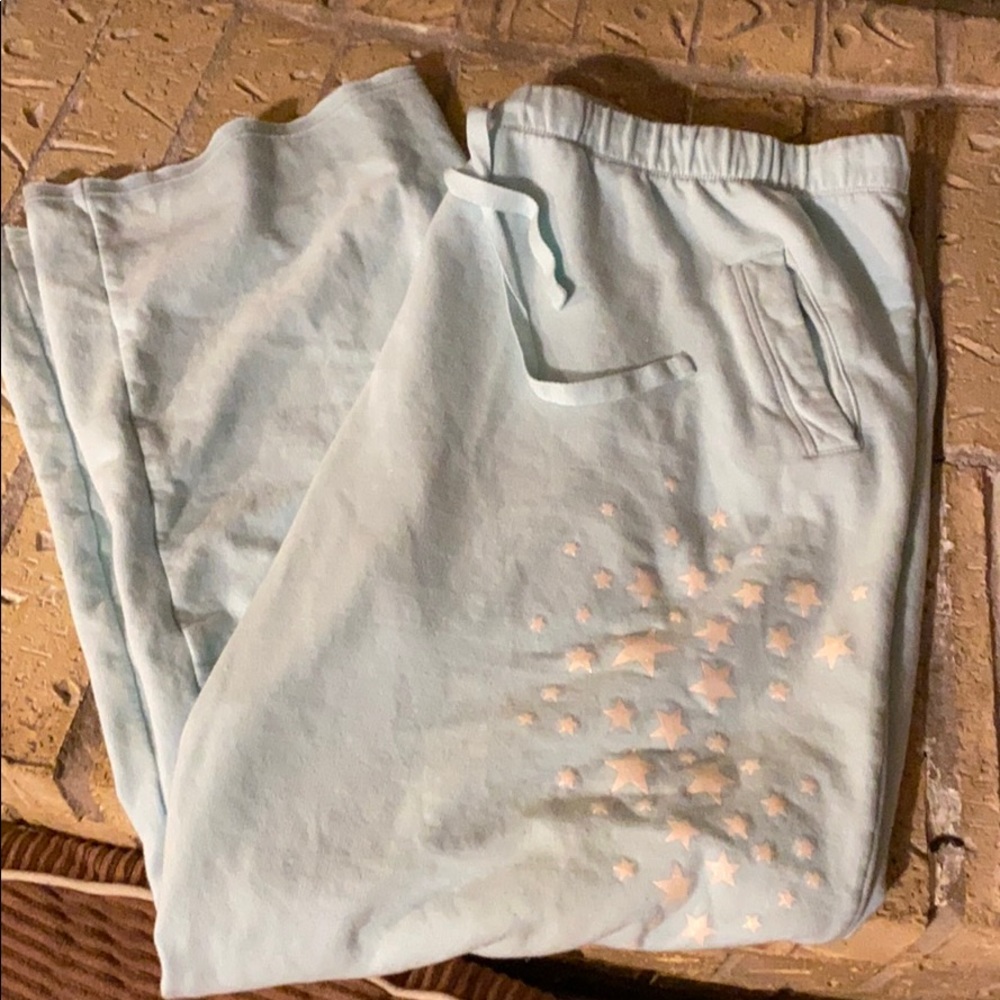 PLUS SIZE SWEATS - Picture 1 of 3